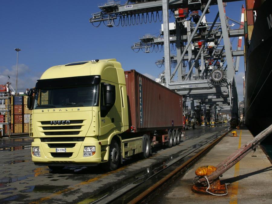  Iveco Stralis 450 4x2 2007 года  (фото 8 из 12)